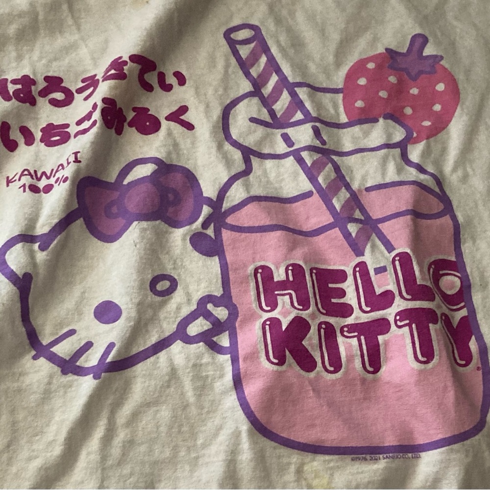 hello kitty oversized t shirt size Large